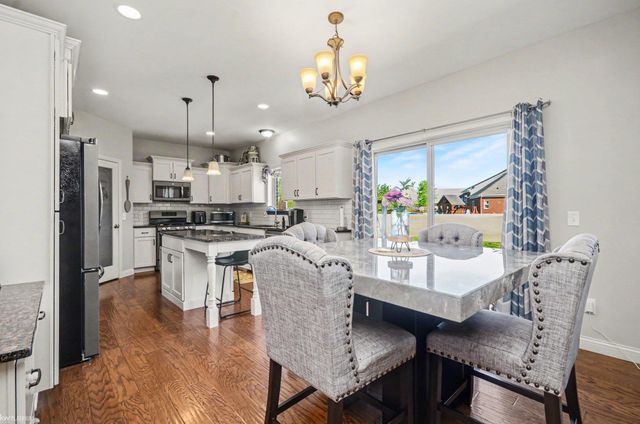 31078 Lions Pointe Drive, Chesterfield, MI 48047
