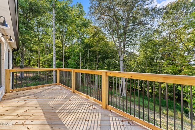 1430 Beechtop Lane, Kodak, TN 37764