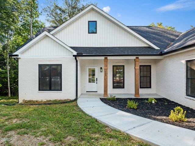 1430 Beechtop Lane, Kodak, TN 37764