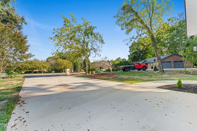 1430 Beechtop Lane, Kodak, TN 37764