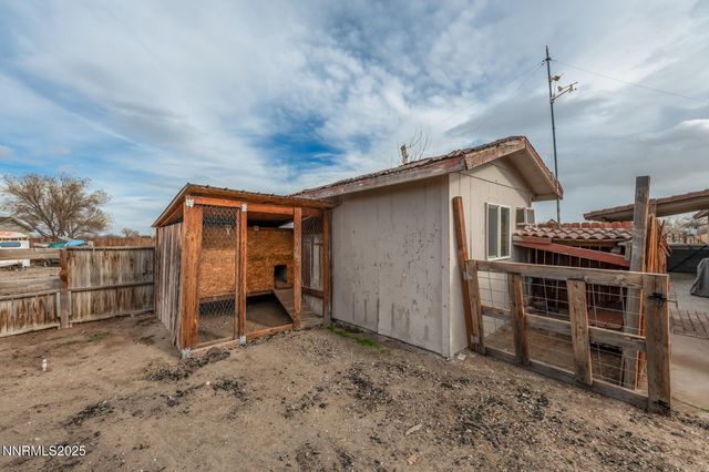 2594 Rice Road, Fallon, NV 89406