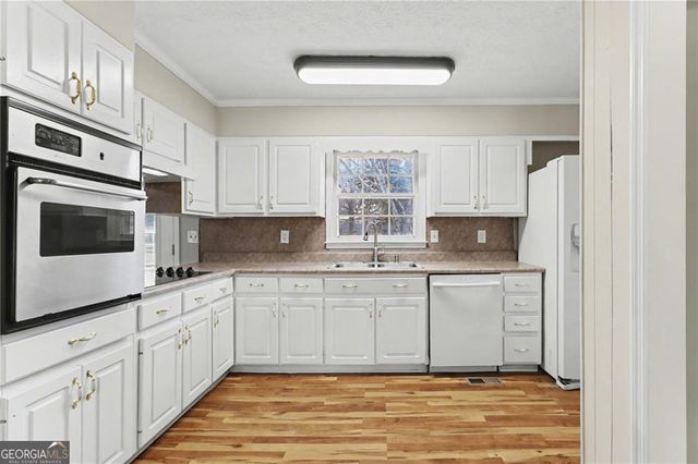 195 Tamea Trail, Covington, GA 30014