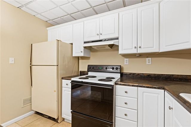 3278 Standing Peachtree NW Trail, Kennesaw, GA 30152