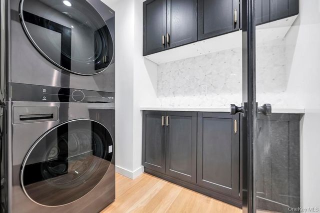 10 Lenape Road, Southampton, NY 11968