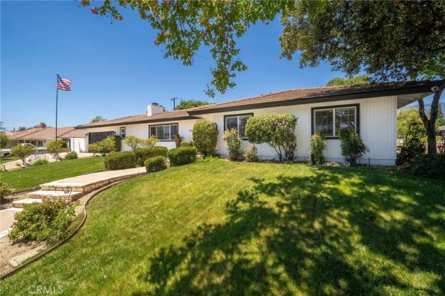 1025 Kent Drive, Claremont, CA 91711