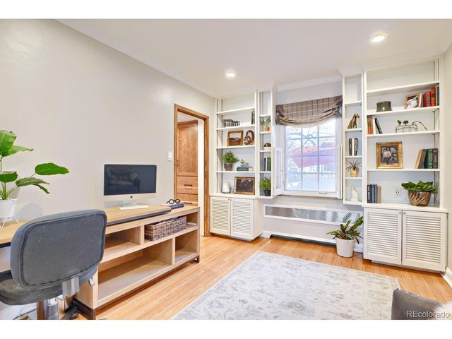 6235 E 17th Avenue Pkwy, Denver, CO 80220