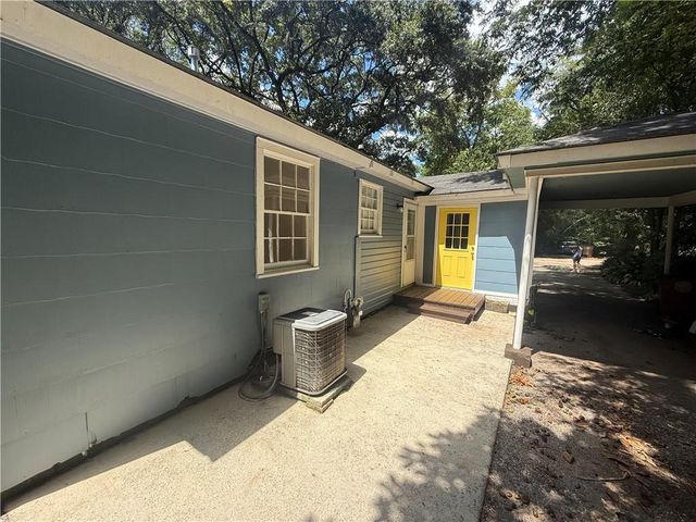 5105 Norton Lane, Mobile, AL 36608