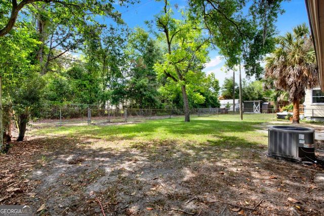 325 Forrest Avenue, Savannah, GA 31404