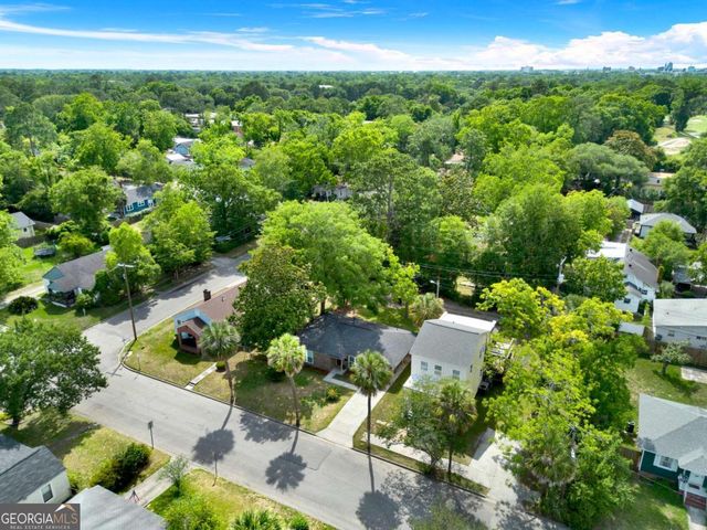 325 Forrest Avenue, Savannah, GA 31404