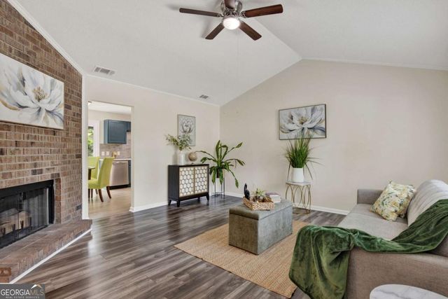 325 Forrest Avenue, Savannah, GA 31404