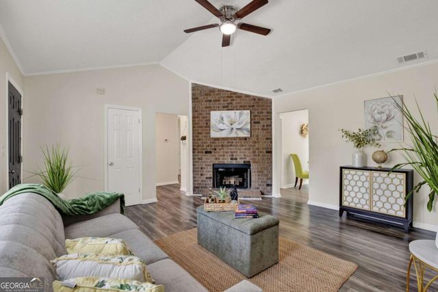 325 Forrest Avenue, Savannah, GA 31404