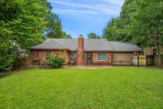 4379 HUNT CLIFF TRCE, Memphis, TN 38128