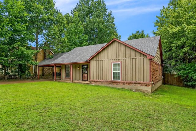 4379 HUNT CLIFF TRCE, Memphis, TN 38128