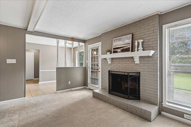 4379 HUNT CLIFF TRCE, Memphis, TN 38128