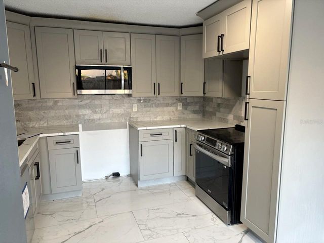 1881 N HERCULES AVENUE 1403, Clearwater, FL 33765