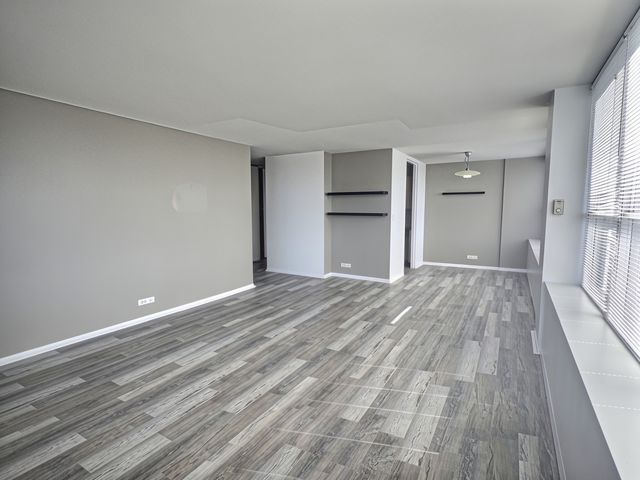 655 W Irving Park Road 716, Chicago, IL 60613