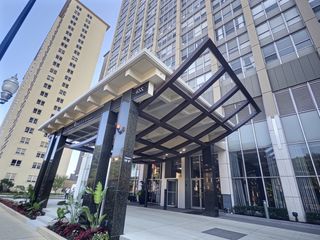 655 W Irving Park Road 716, Chicago, IL 60613
