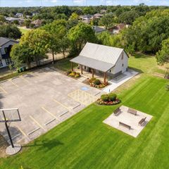 813 Straus Road, Cedar Hill, TX 75104