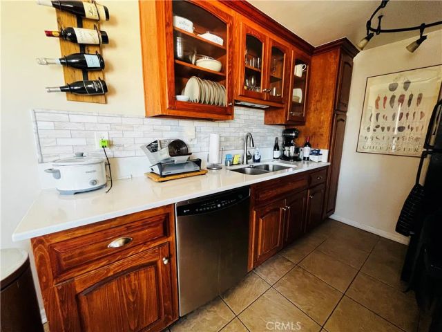230 Linden Avenue 504, Long Beach, CA 90802