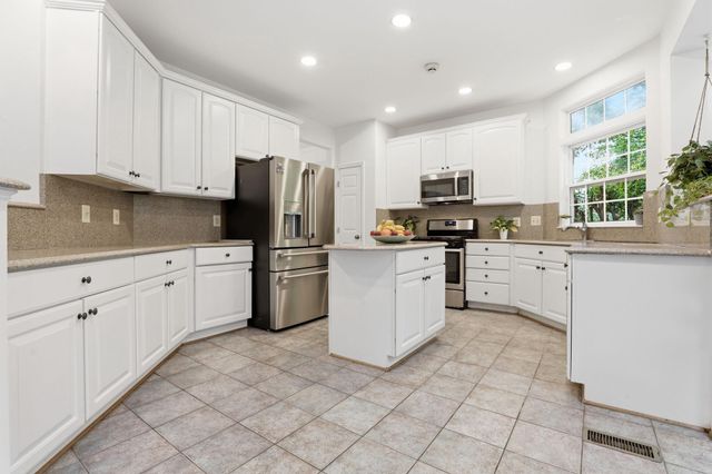 9799 LORRAINE CAROL WAY, Lorton, VA 22079