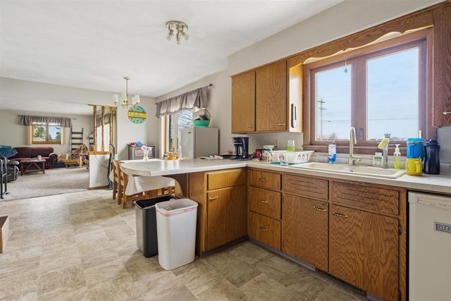443 W MAIN STREET, Chilton, WI 53014
