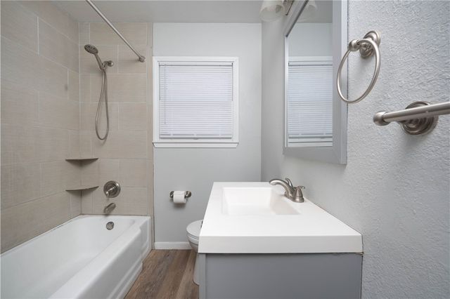 909 Rosedale Dr, Corpus Christi, TX 78411