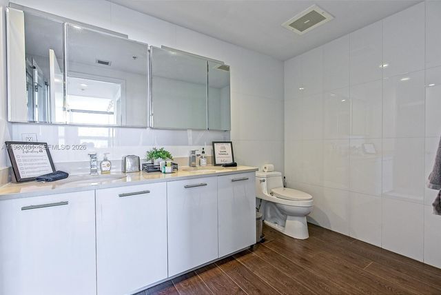 3250 NE 1st Ave 1006, Miami, FL 33137