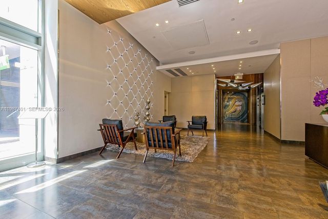 3250 NE 1st Ave 1006, Miami, FL 33137