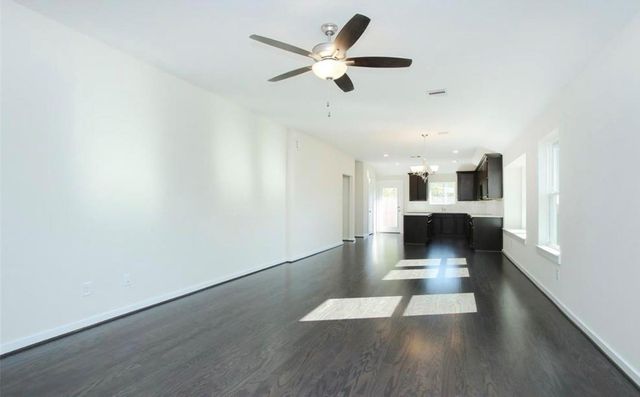 204 Laura Leigh Lane, Angleton, TX 77515