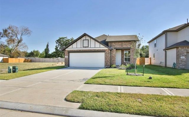 204 Laura Leigh Lane, Angleton, TX 77515