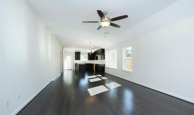 204 Laura Leigh Lane, Angleton, TX 77515