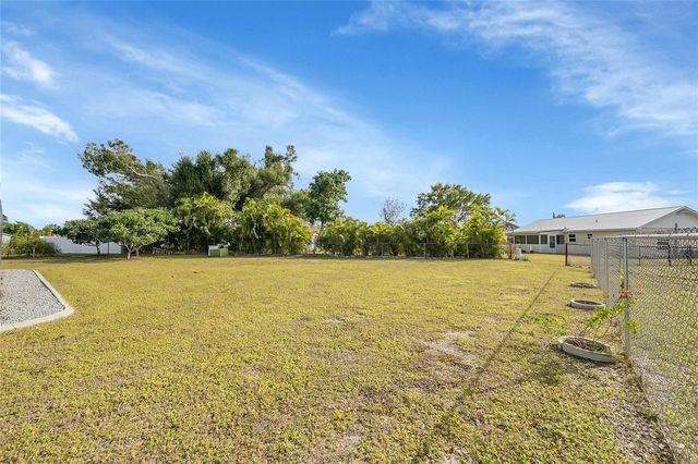 13427 ROMFORD AVENUE, Port Charlotte, FL 33981