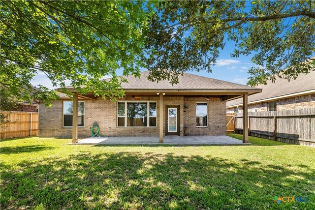 609 Mason Circle, Victoria, TX 77904