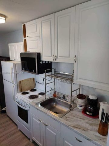 1279 NE 180th Street 1, North Miami Beach, FL 33162