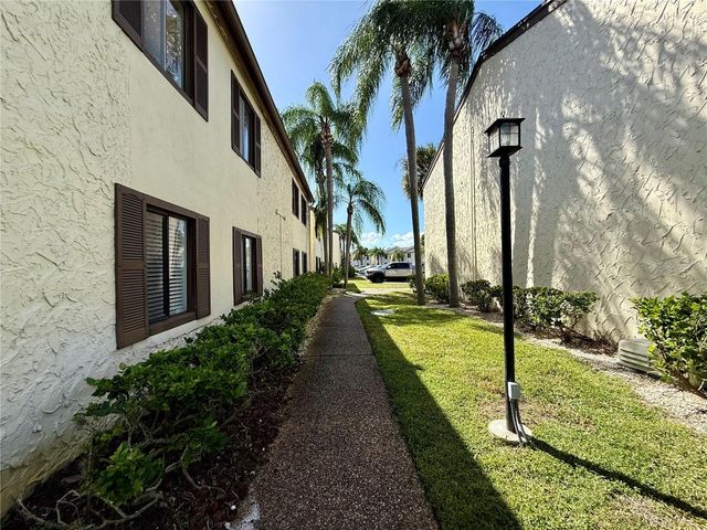 706 115TH AVENUE N 2406, St Petersburg, FL 33716