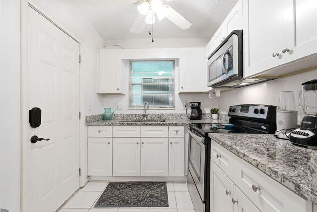 1401 N 12th Court 11a, Hollywood, FL 33019