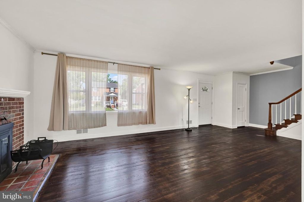 Image 5 of property listing at 3655 FOREST GARDEN AVE, Baltimore, MD 21207