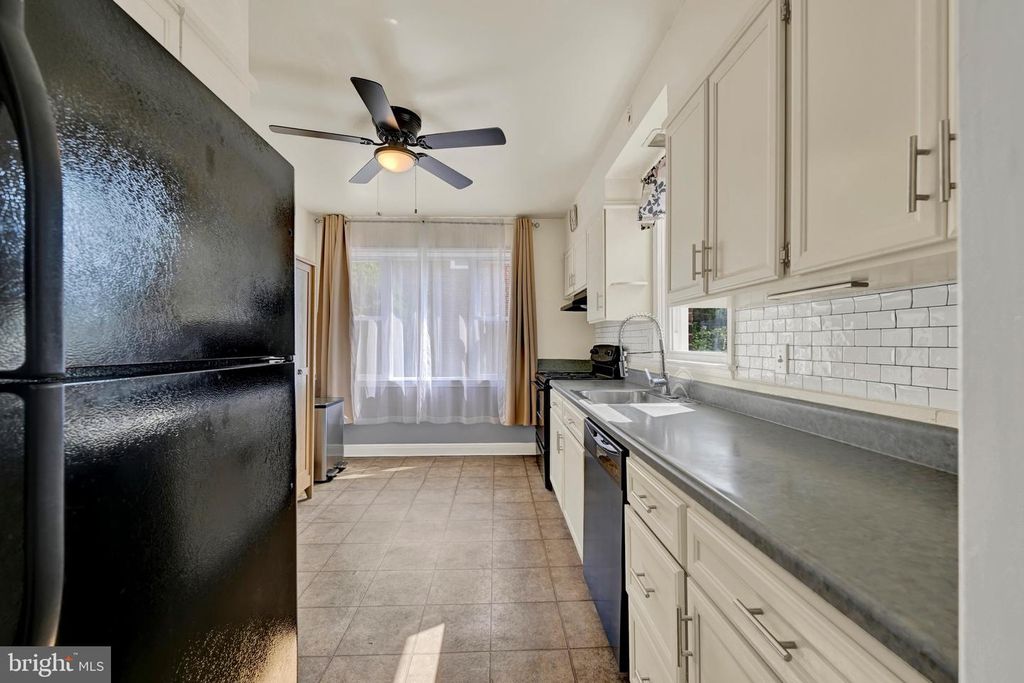 Image 9 of property listing at 3655 FOREST GARDEN AVE, Baltimore, MD 21207