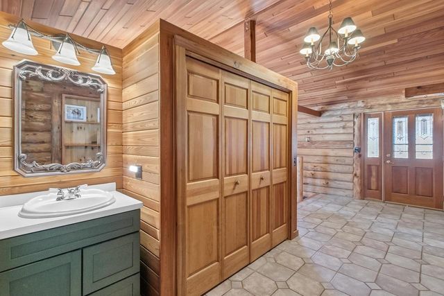 W2470 County Road B, Montello, WI 53949