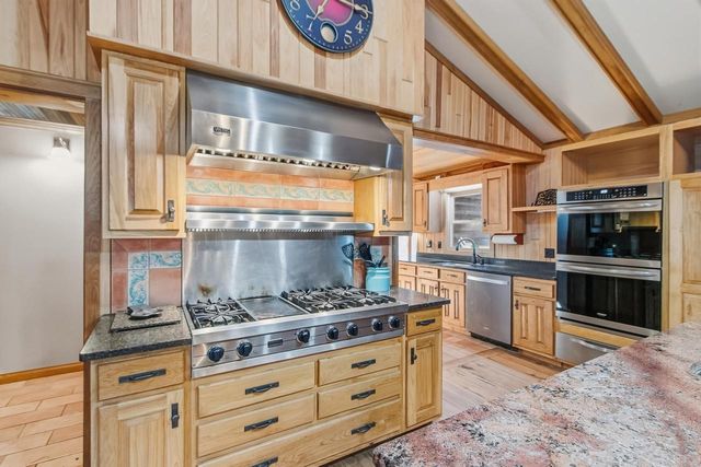 W2470 County Road B, Montello, WI 53949