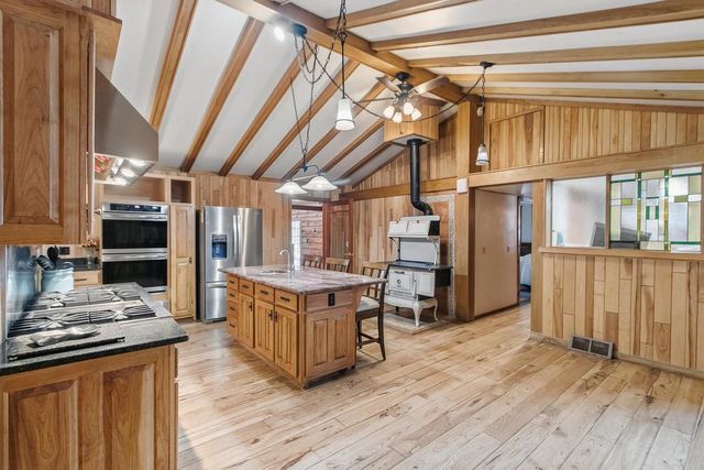 W2470 County Road B, Montello, WI 53949