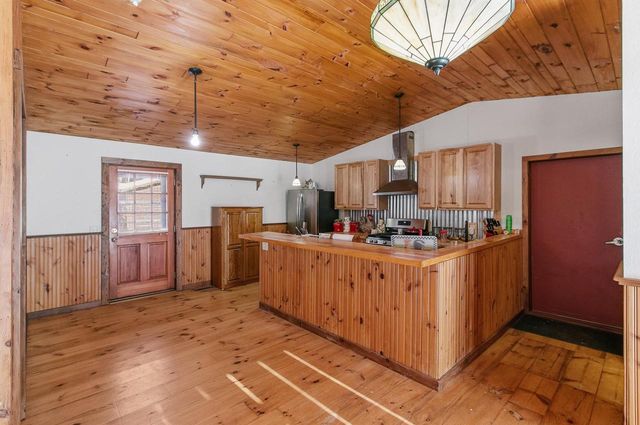 W2470 County Road B, Montello, WI 53949