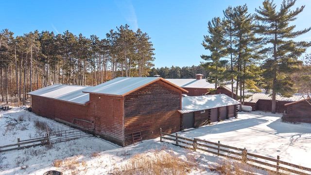 W2470 County Road B, Montello, WI 53949