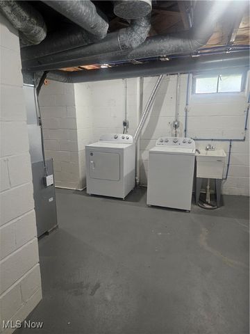 3898 Salisbury Road, South Euclid, OH 44121