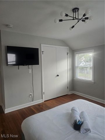 3898 Salisbury Road, South Euclid, OH 44121