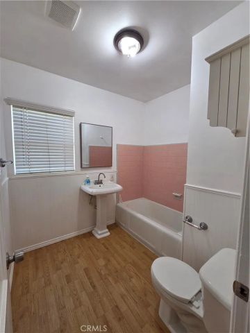 863 N 9th Avenue, Upland, CA 91786