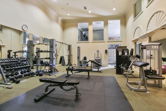 3334 Peachtree NE Road 109, Atlanta, GA 30326