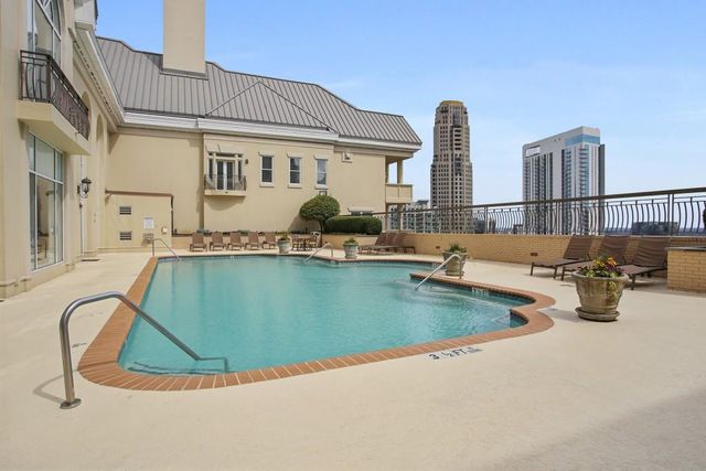 3334 Peachtree NE Road 109, Atlanta, GA 30326