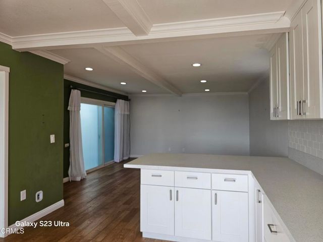 2708 Pinelawn Drive, La Crescenta, CA 91214