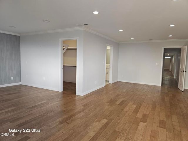 2708 Pinelawn Drive, La Crescenta, CA 91214